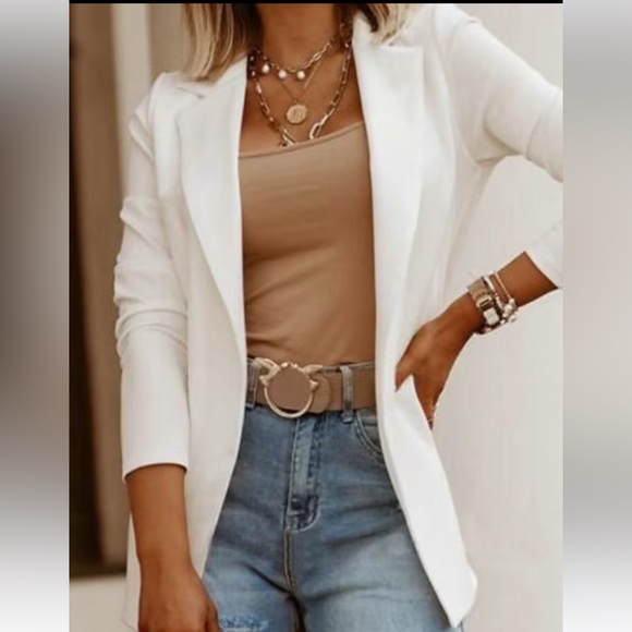 Catherine Malandrino Jackets & Blazers - CATHERINE MALANDRINO WHITE BLAZER